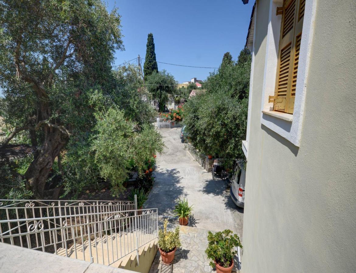 Mikeys Apartments Paleokastritsa Luaran gambar